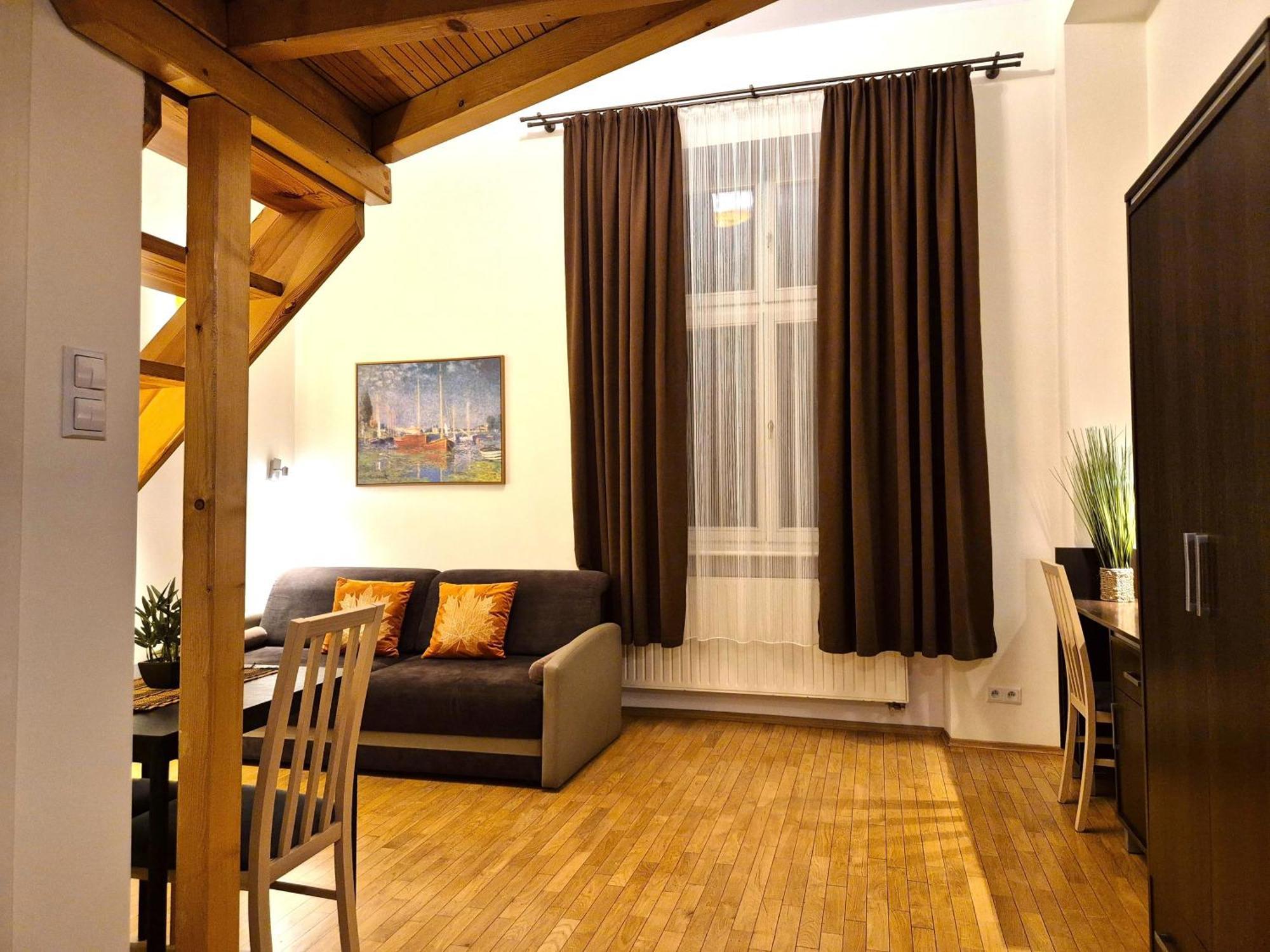 Safona - Pantheon Apartments Cracóvia Exterior foto